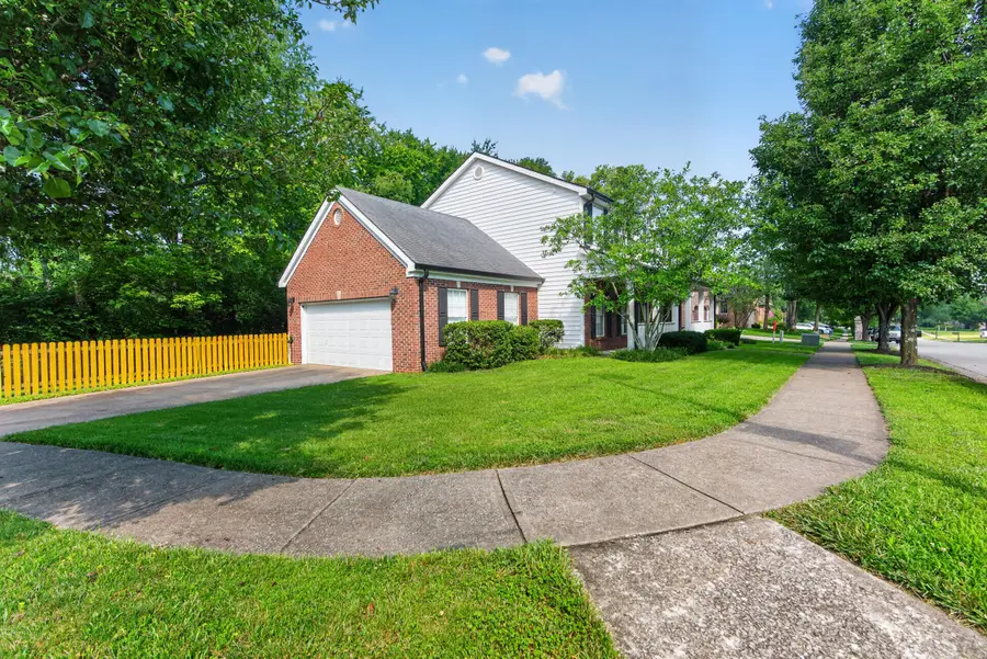 3720 Ridge View Way, Lexington, KY 40509 - #3