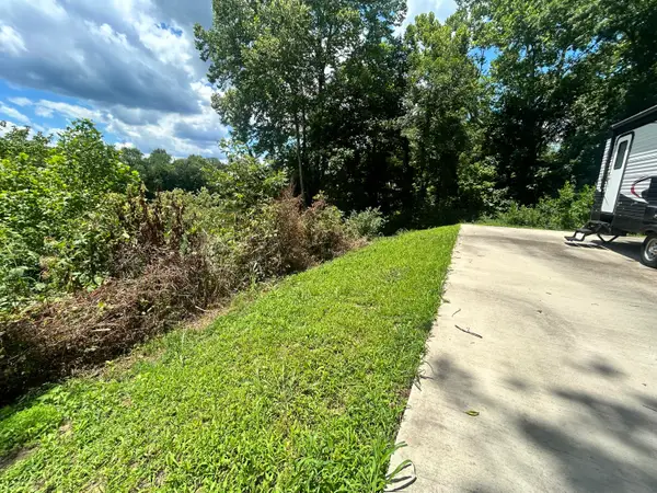 15 River Spur West, Columbia, KY 42728