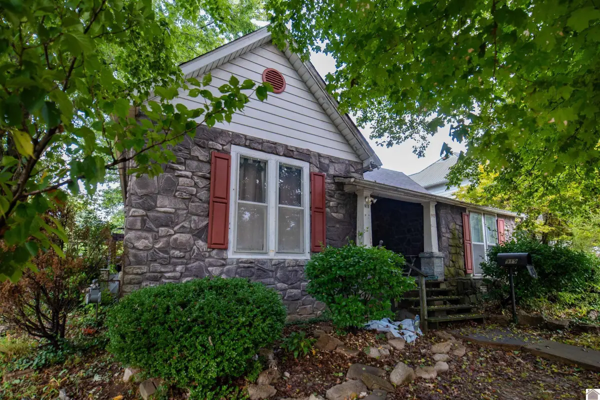 919 Troy Avenue, Hickman, KY 42050 - #1
