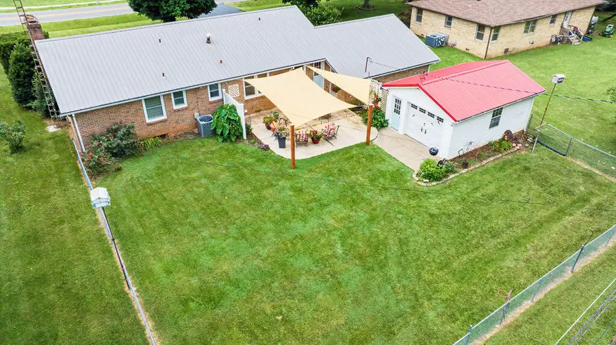 3614 Lafayette Road, Hopkinsville, KY 42240 - #2