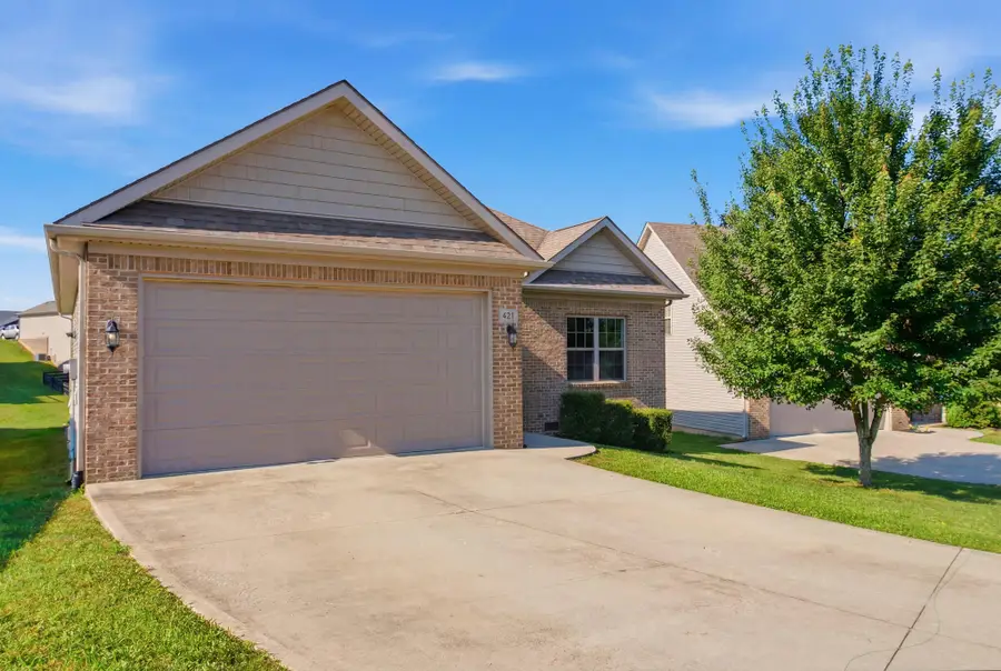 637 Fairfax Lane, Richmond, KY 40475 - #3