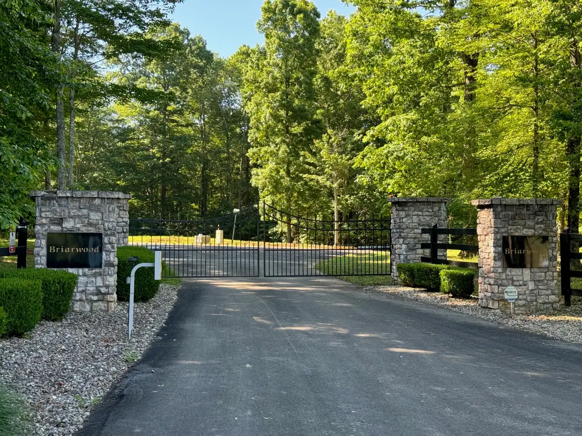 4 Village Court, Russell Springs, KY 42642 - #1