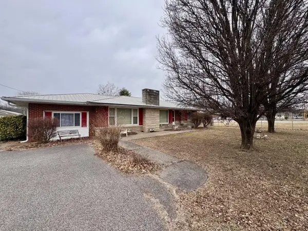1549 Husband Road, Paducah, KY 42003