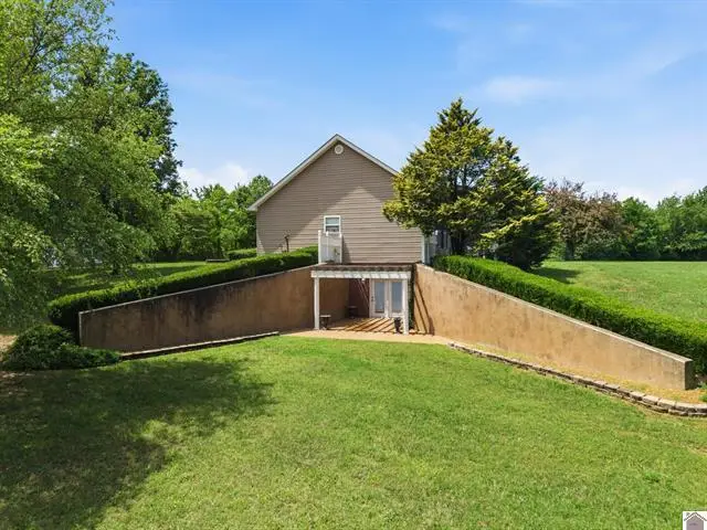 2643 N Kentucky 93, Kuttawa, KY 42055 - #3