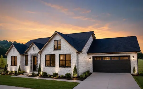 425  Madison Cir Circle, London, KY 40741