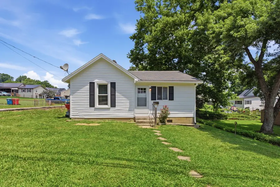 104 Broadway Avenue, Cynthiana, KY 41031 - #2