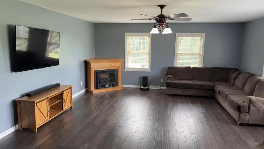 506 Ridgefield Drive, Liberty, KY 42539 - #2