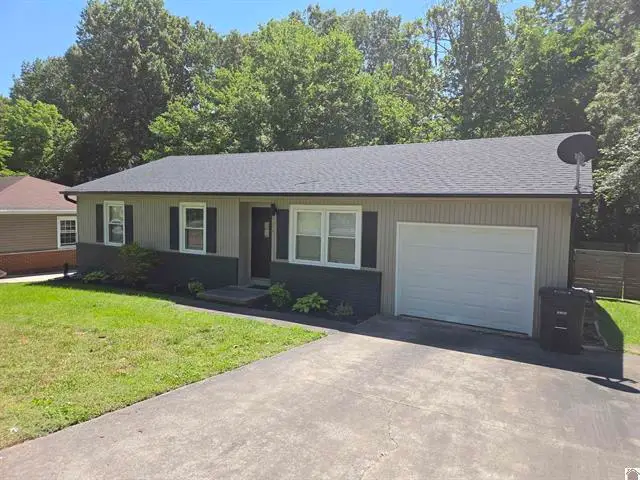 3624 Alameda Drive, Paducah, KY 42001 - #1