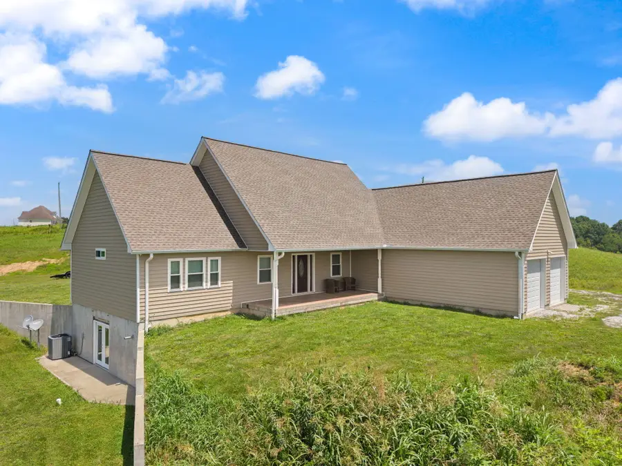 116 Walking Horse Way, Sharpsburg, KY 40374 - #2
