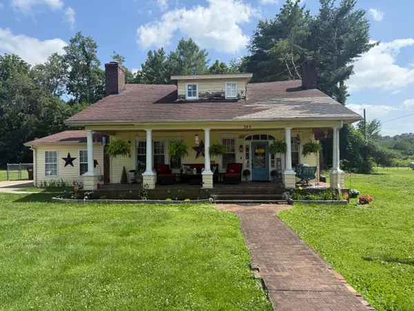 205 Stanford Street, Crab Orchard, KY 40419