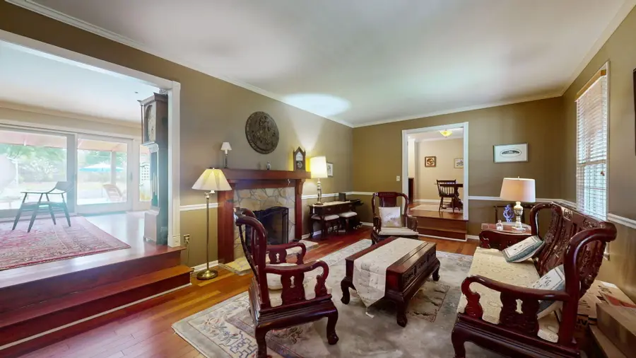 1609 Greenbriar Drive, Murray, KY 42071 - #3