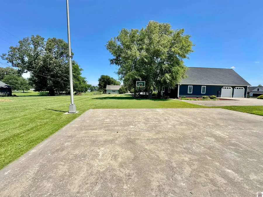 81 Oak Shadow Lane, Benton, KY 42025 - #2