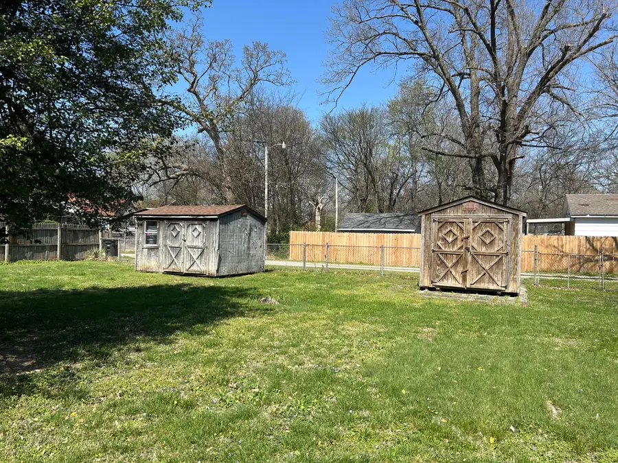 1405 N 12th Street, Paducah, KY 42001 - #3