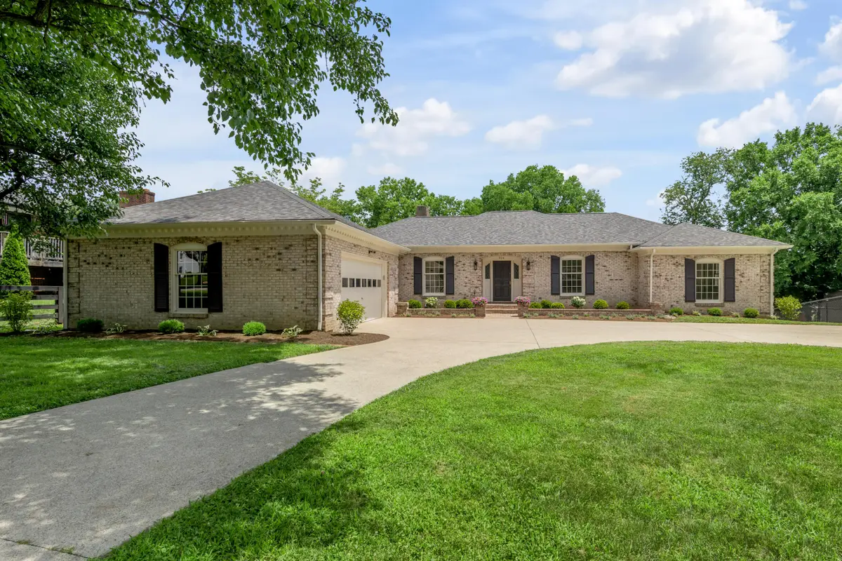 924 Chinoe Road, Lexington, KY 40502 - #1