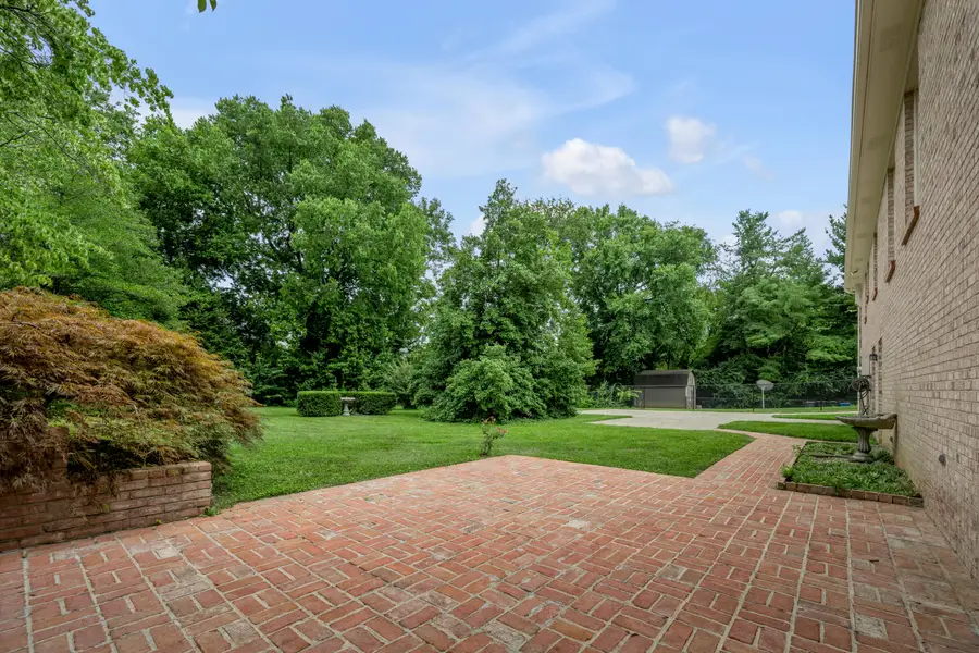 924 Chinoe Road, Lexington, KY 40502 - #3