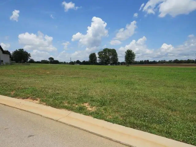 404 Meadow Glenn Lane, Hopkinsville, KY 42240 - #1