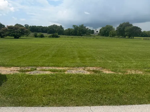Lot 7  Man-o-war Drive, Harrodsburg, KY 40330