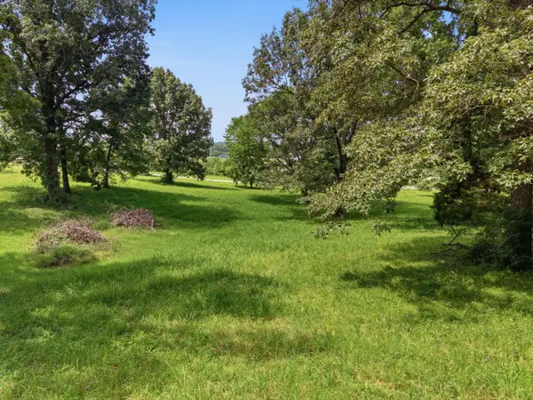 425 Paris Road #Address for location purposes, Calvert City, KY 42029