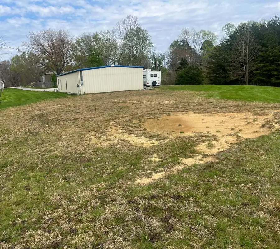 2215 Dug Hill Road, Irvine, KY 40336 - #2