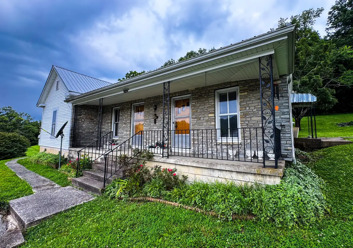 2970 Glensboro Road, Lawrenceburg, KY 40342 - #1