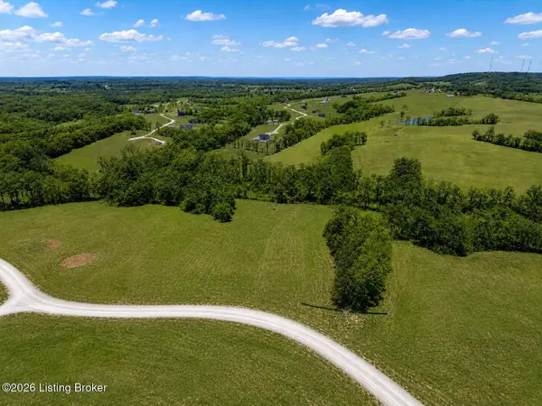 82 N Stallard Springs Drive, Shelbyville, KY 40065