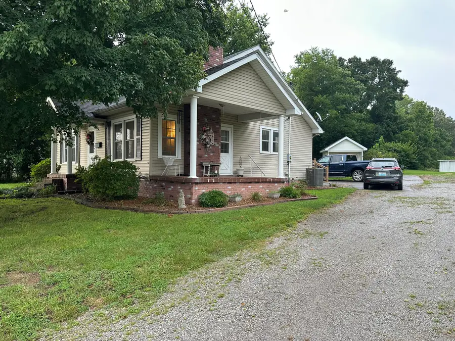 636 Madisonville Street, Princeton, KY 42445 - #2