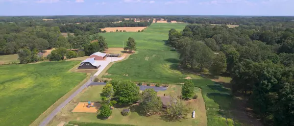 7146 Kirksey Highway, Benton, KY 42025