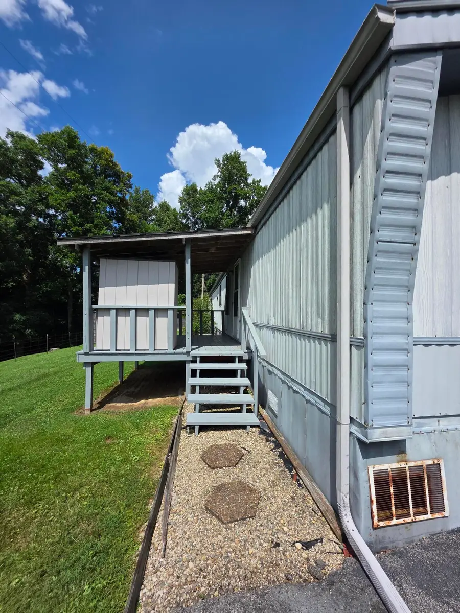 91 Blakley Subdivision Road, London, KY 40741 - #2