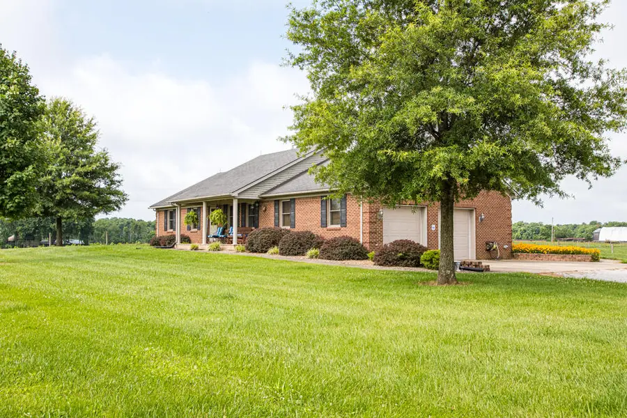327 Collins Road, Paris, KY 40361 - #2