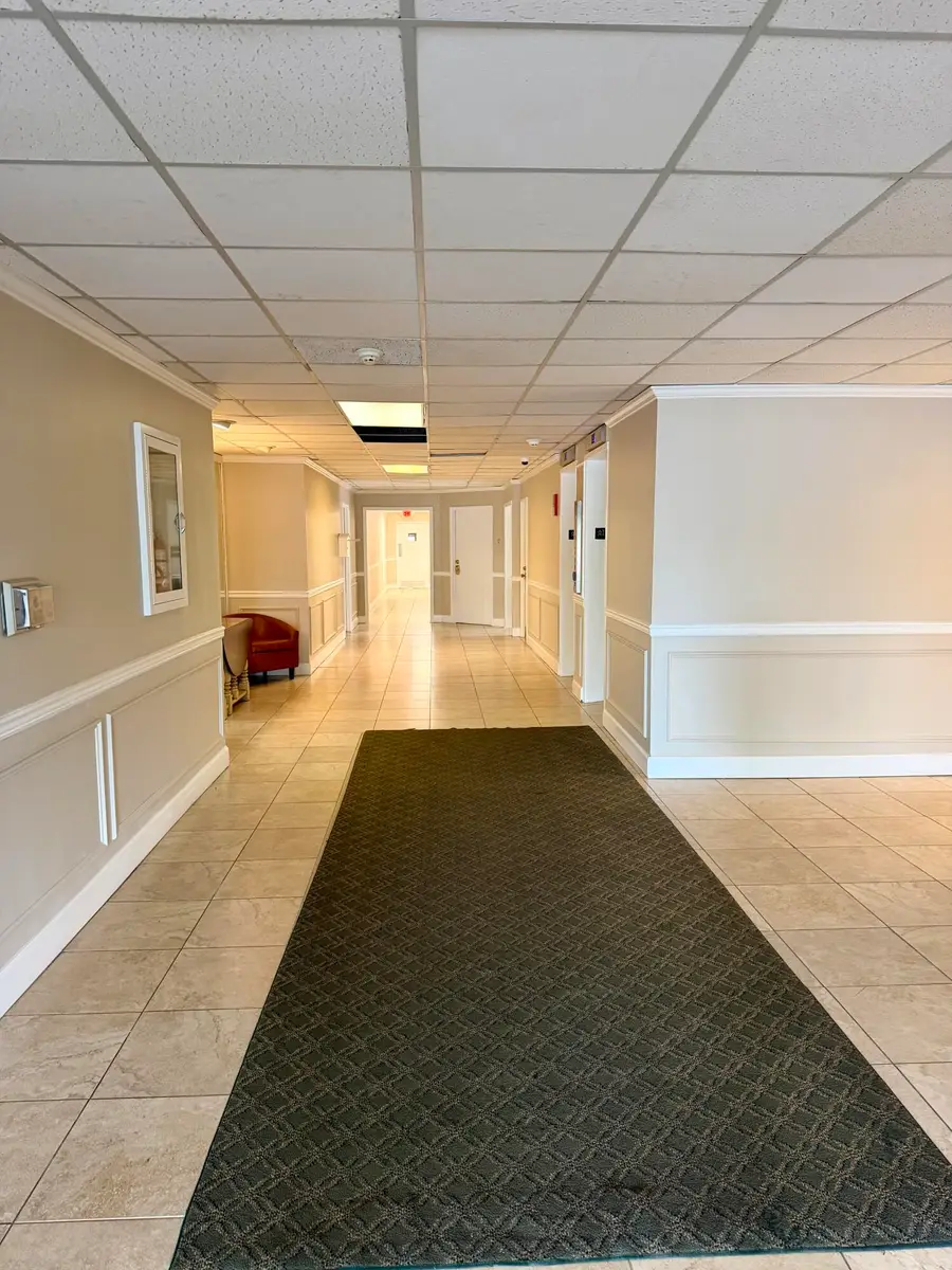 342 Waller Avenue #4J, Lexington, KY 40504 - #3