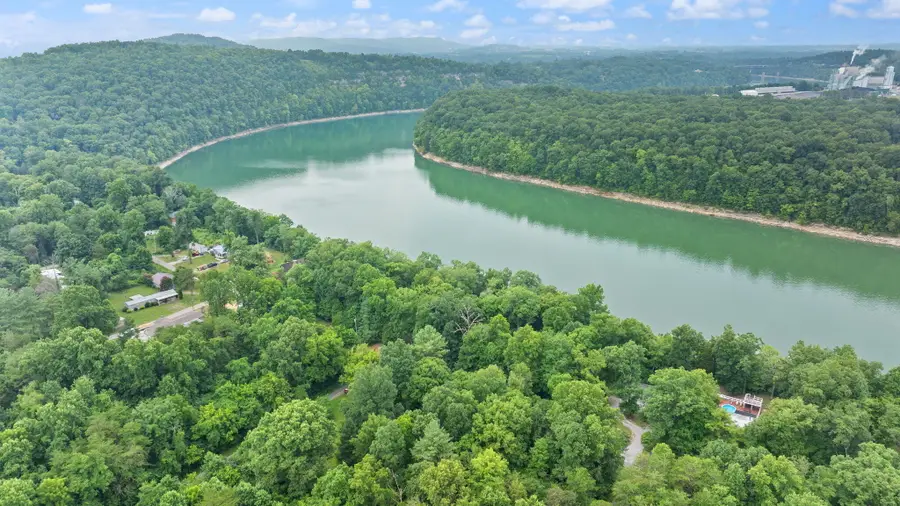 1060 Stone Gate Drive, Burnside, KY 42519 - #2