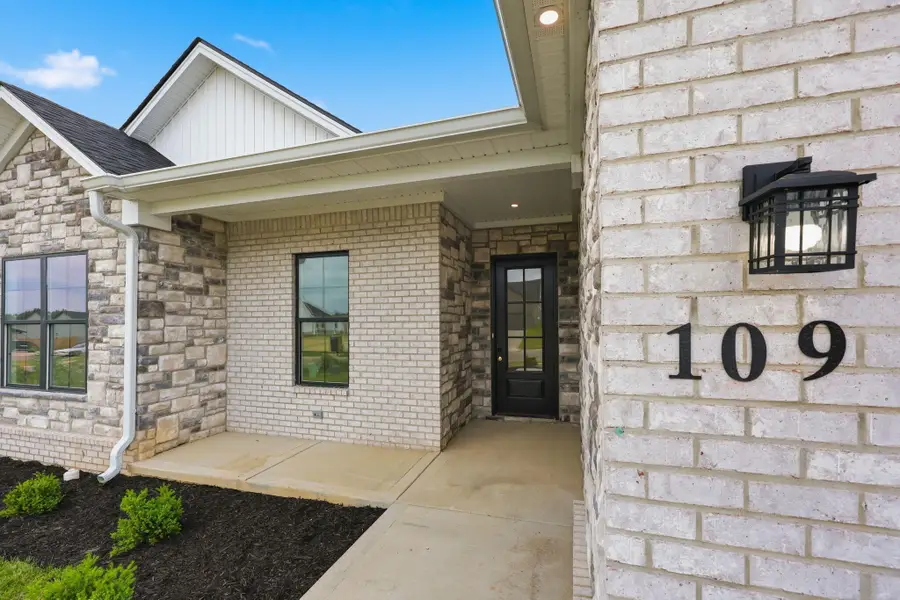 109 Patchen Drive, Nicholasville, KY 40356 - #2