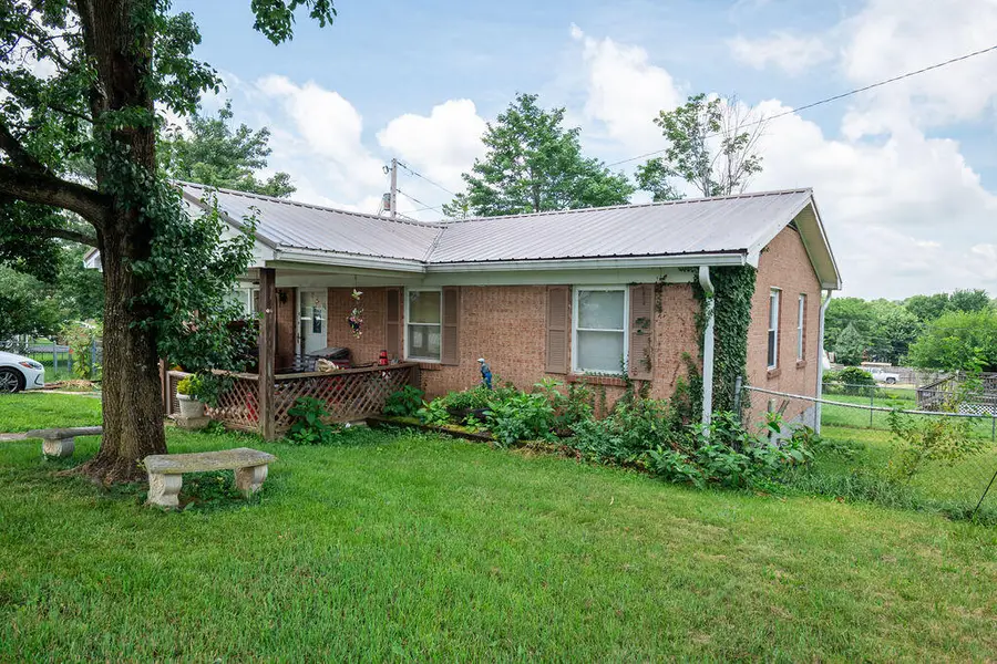 325 Foxwood Drive, Nicholasville, KY 40356 - #3