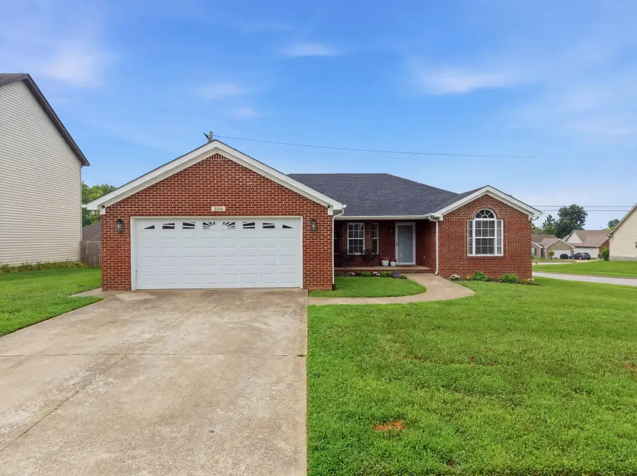 201 Janice Drive, Nicholasville, KY 40356 - #2