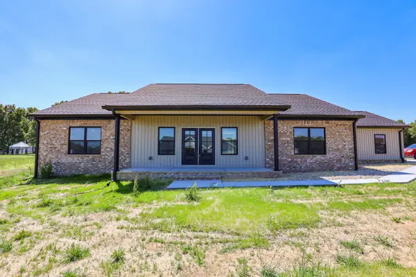 111 Ayly Estates Drive, Mayfield, KY 42066