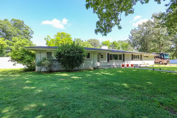 1450 H C Mathis Drive, Paducah, KY 42001