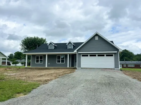 121 Deerview Lane, Russell Springs, KY 42642