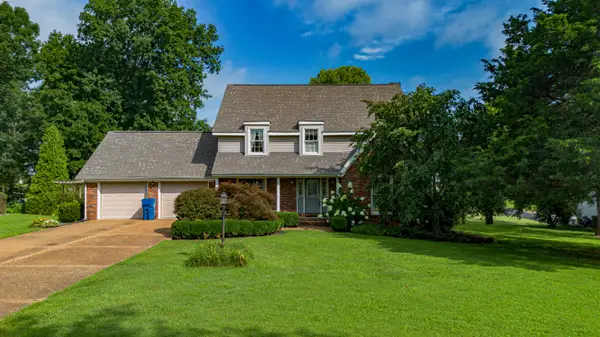 323 Meadowaire Drive, Paducah, KY 42003