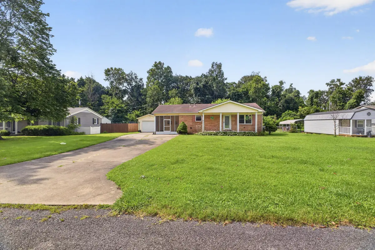 135 Southern Heights, Mayfield, KY 42066 - #1