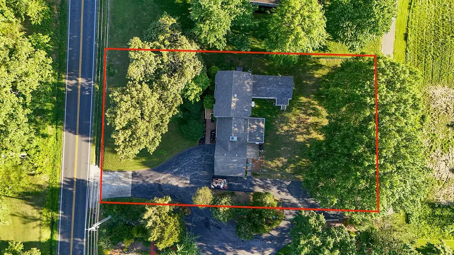 3655 Kentucky 303, Mayfield, KY 42066 - #2