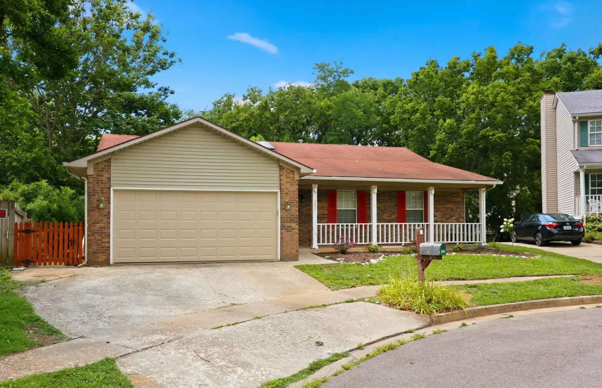 3805 Brookdale Circle, Lexington, KY 40514 - #1