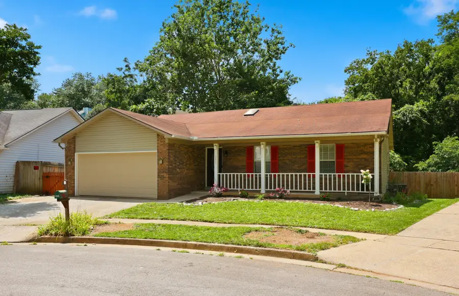 3805 Brookdale Circle, Lexington, KY 40514 - #3