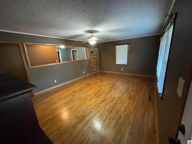 303 Crume Street, Clinton, KY 42031 - #3