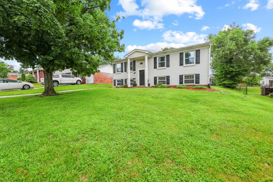 128 Cherokee Drive, Winchester, KY 40391 - #3