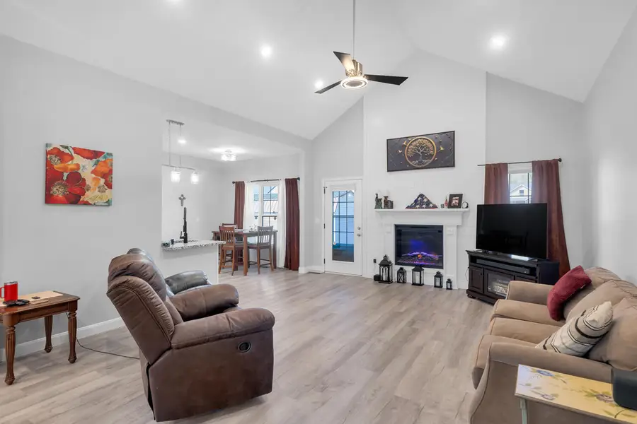 175 Ayly Estates Drive, Mayfield, KY 42066 - #2