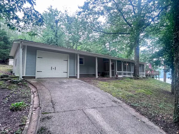 305 Lakeshore Drive, Dawson Springs, KY 42408
