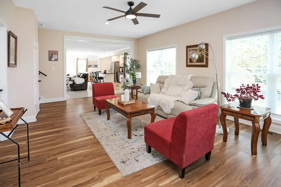 588 Cambridge Shores Drive, Gilbertsville, KY 42044 - #2