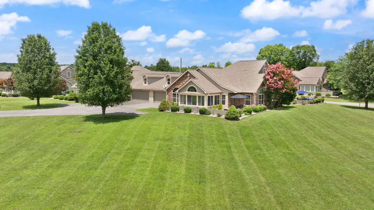 373 Chateau Place, Bronston, KY 42518 - #1