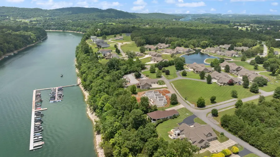 373 Chateau Place, Bronston, KY 42518 - #2