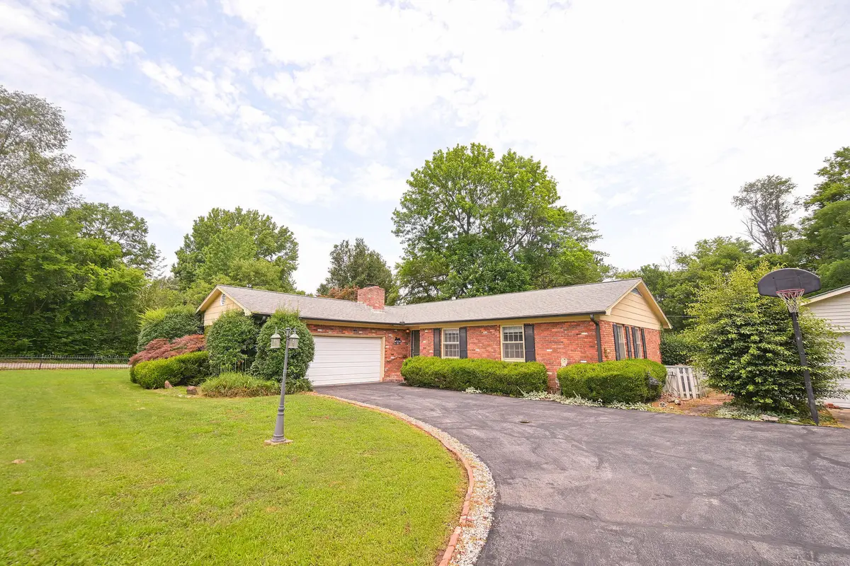 165 Myrna Drive, Paducah, KY 42003 - #1